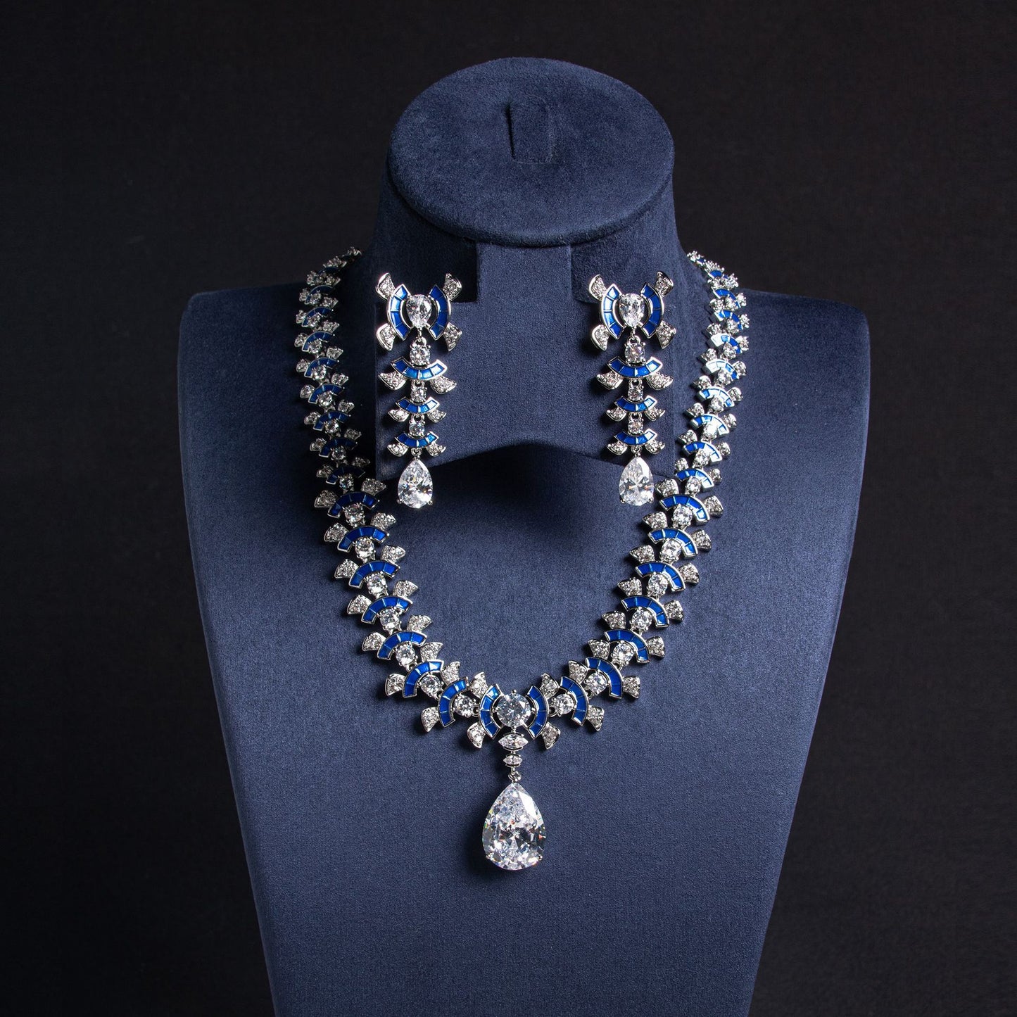 Haute couture jewelry necklace earrings ring bracelet four-piece banquet luxury versatile jewelry women