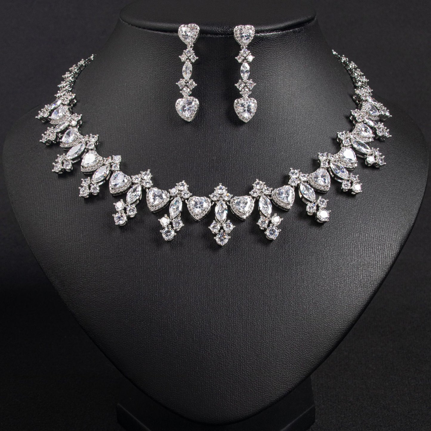 New water drop necklace jewelry fashionable personality simple hot-selling women's collarbone chain jewelry creative necklace
