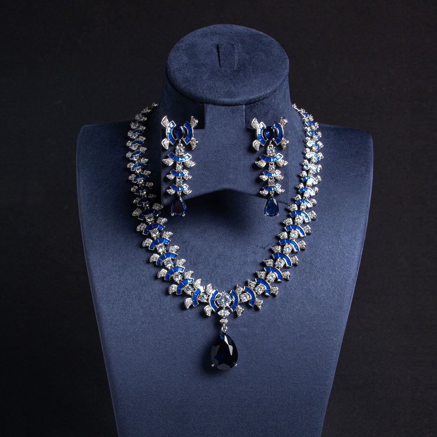 Haute couture jewelry necklace earrings ring bracelet four-piece banquet luxury versatile jewelry women