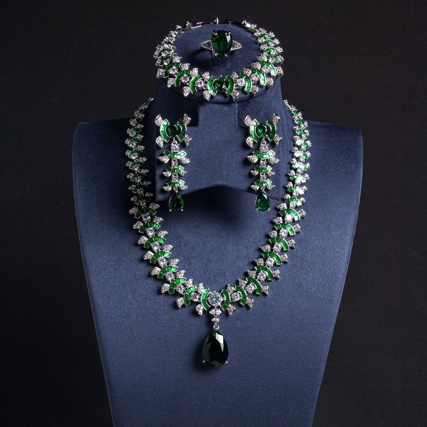 Haute couture jewelry necklace earrings ring bracelet four-piece banquet luxury versatile jewelry women